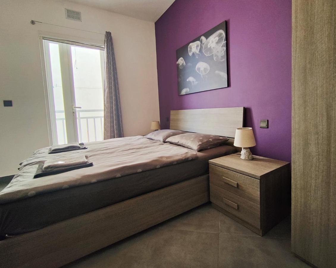 Dreams Of Holiday. Apartment With Pool มาร์ซาลฟอร์น ภายนอก รูปภาพ