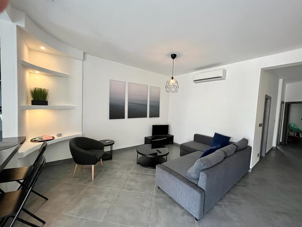 Dreams Of Holiday. Apartment With Pool มาร์ซาลฟอร์น ภายนอก รูปภาพ